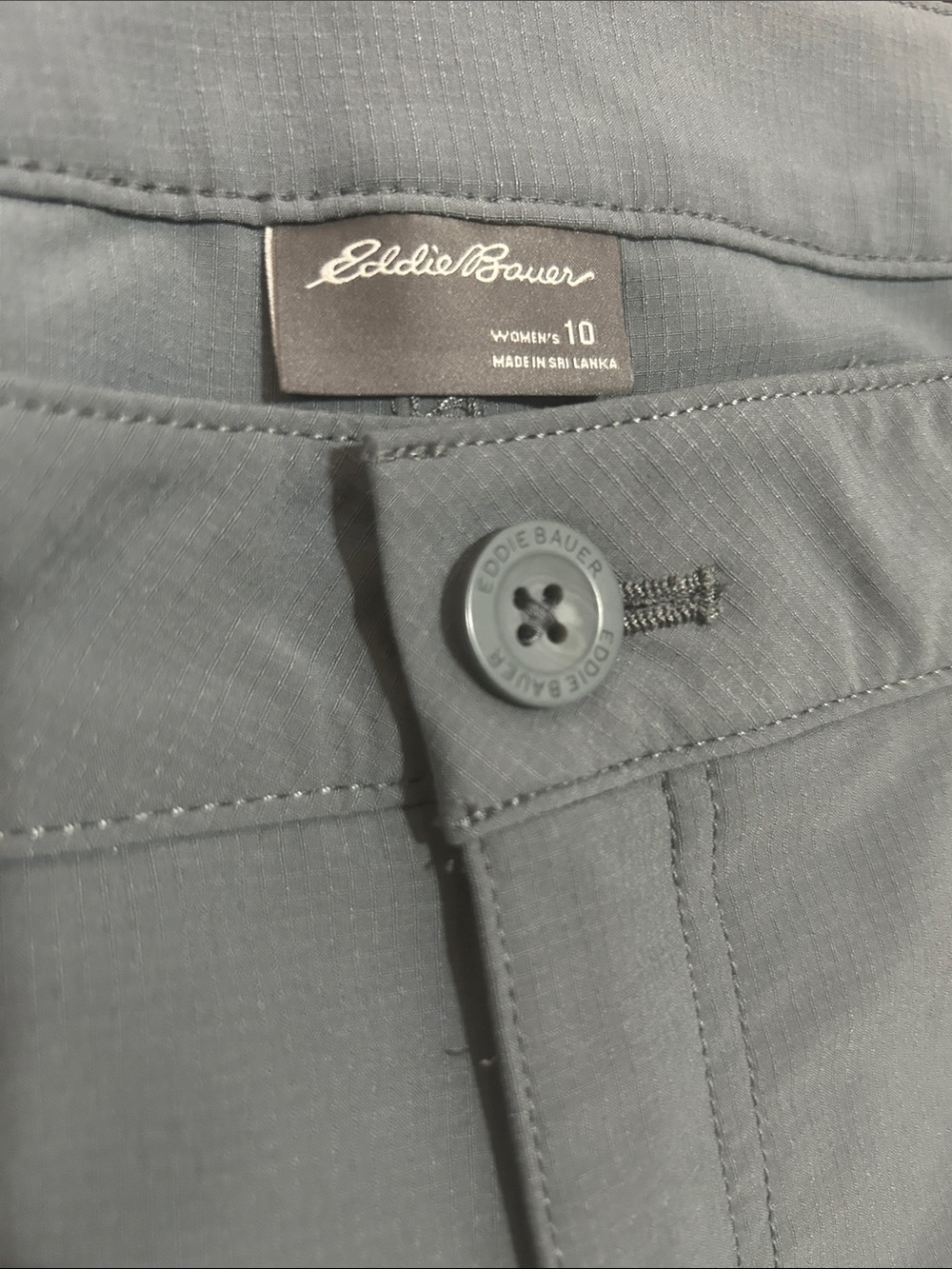 Eddie Bauer Ripstop Hiking Capri Pants Slate Gray Ruched Trail Tech Size 10 - Picture 2 of 10